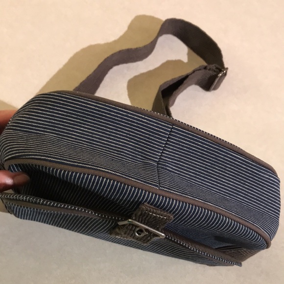 Thirty-One Free To Be Crossbody NWOT! - Picture 3 of 11